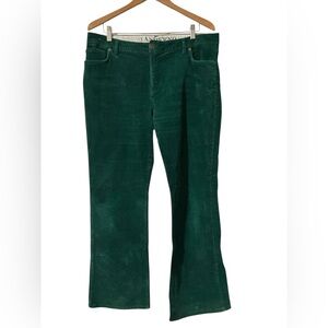 Lands End Green Corduroys Size 14 Boot Leg Spring St Patrick’s Day Colorful Cute